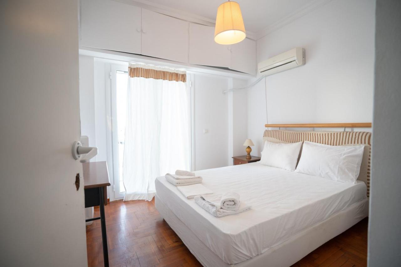 Dimotiko Theatro Metro St. 1 Bedroom 4 Pers. Flat Пирей Экстерьер фото