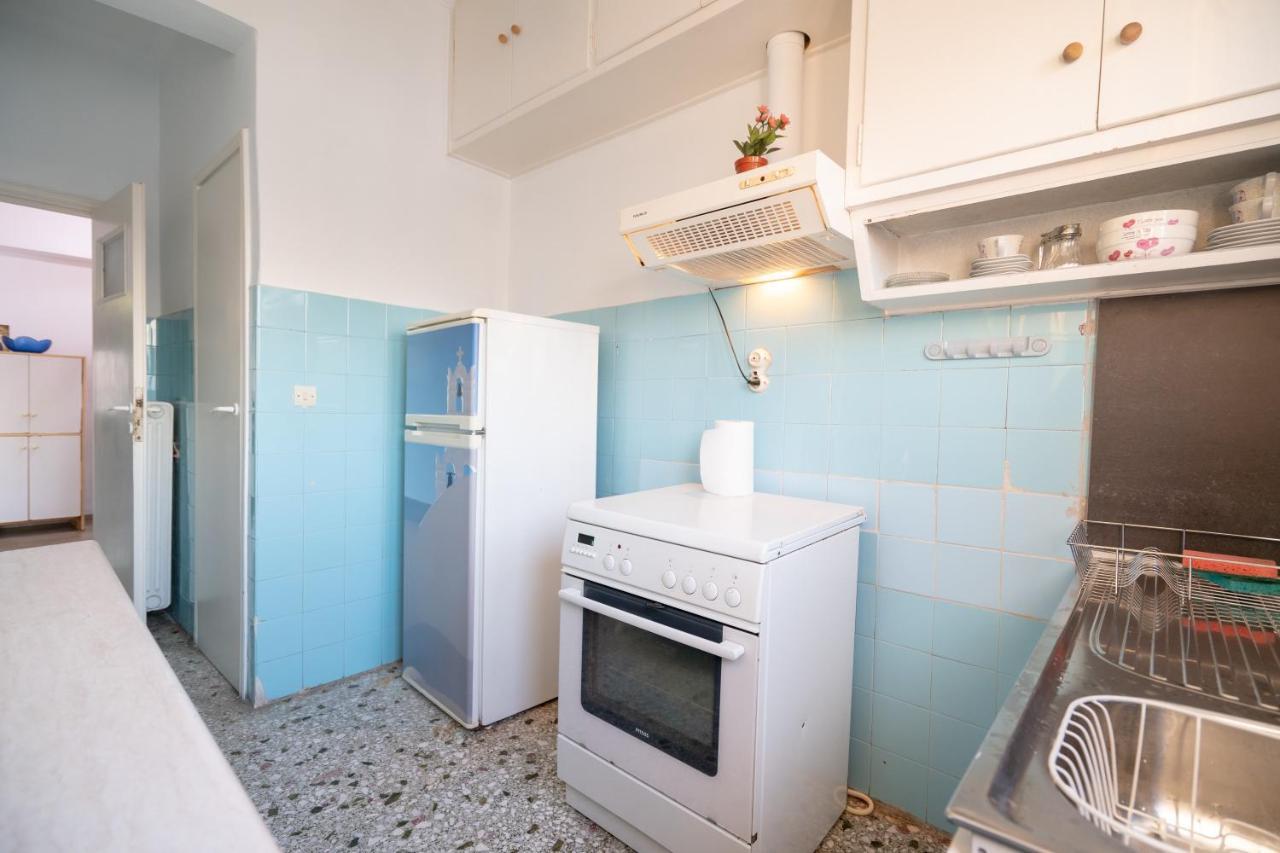 Dimotiko Theatro Metro St. 1 Bedroom 4 Pers. Flat Пирей Экстерьер фото
